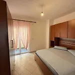 Ap\'S Apartment